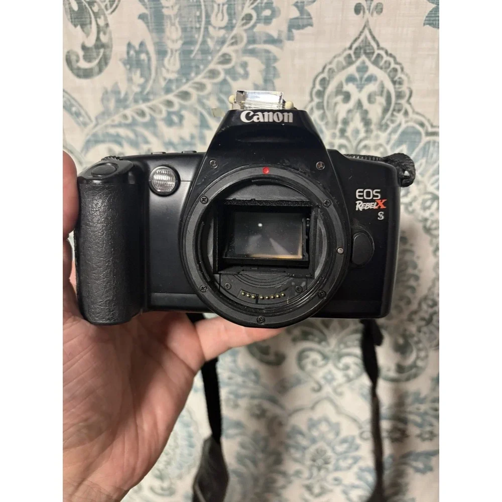 Canon Rebel EOS XS FILM Camera Body Only - Parts Only Not Tested